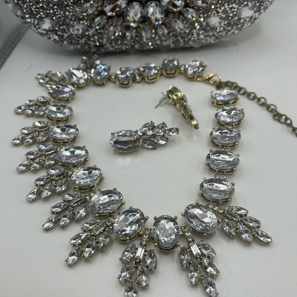 Crystal Clutch Purse Jeweled Purses Rhinestone Clutch for Women Bling. - Picture 3 of 11